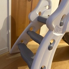 子供用すべり台の画像