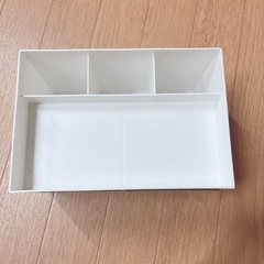 コスメ収納の画像