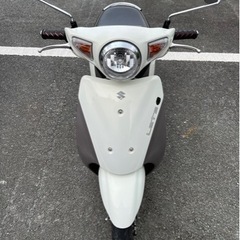スズキ　レッツG 白色