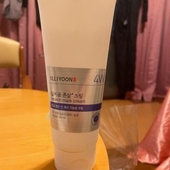 ILLIYOONの妊娠線予防クリーム 200ml