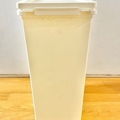 あげます！ゴミ箱　ホワイトの画像