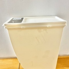 あげます！ゴミ箱　ホワイトの画像