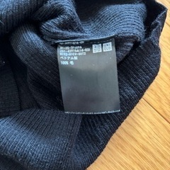 (お取引中)最終値下げ‼️【NO.11 美品‼️ユニクロタートルネック】の画像