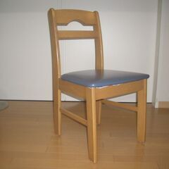 チェア１脚（踏み台代わりにも）差し上げます。の画像