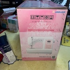 ジャガーコンピュータミシン【フットコントローラ付き】の画像