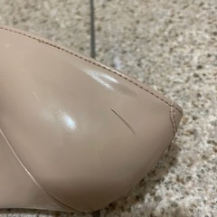 NUOVO パンプス エナメル 23.5㎝ ベージュピンク　結婚式　パーティーの画像