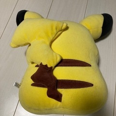ぬいぐるみ　ピカチュウ  ポケモン　の画像