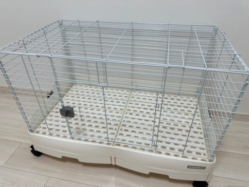 ウサギ・小動物用　SANKO イージーホームエボ 80WH 付属品あり