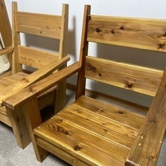 家具　椅子2つ