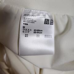 UNIQLOのスカートの画像