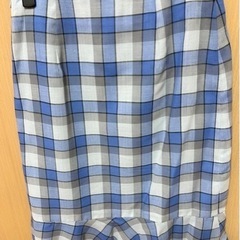 【美品】　a.v.v アーヴェヴェ　ブルー　チェックスカート　フレア　膝丈　9号の画像