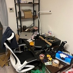 テーブル椅子　棚