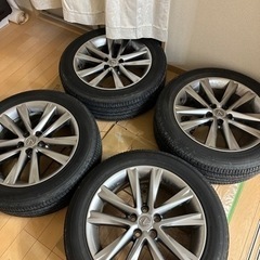 車のパーツ タイヤ、ホイール