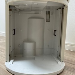 除湿機 CD-P6312 コンプレッサー方式  （排水タンク容量：約3.5L／〜14畳まで対応） の画像