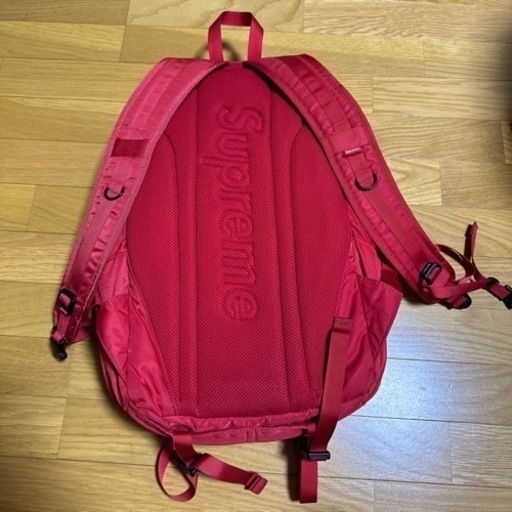 シュプリュームバックパック超激レア???