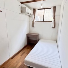 JR市川駅徒歩10分、全室個室、入居月家賃半額！残り1部屋 - 不動産