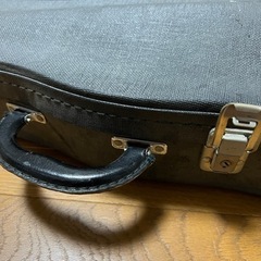 ヴァイオリンケース3つ（ジャンク）の画像