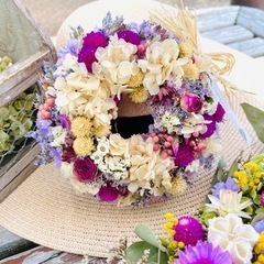 ドライフラワーとプリザーブドフラワーのリース　母の日　母の日ギフトの画像