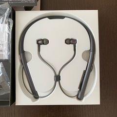 イヤホン
の画像