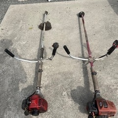 受け渡し者決まりました。ゼノア  草刈り機2台