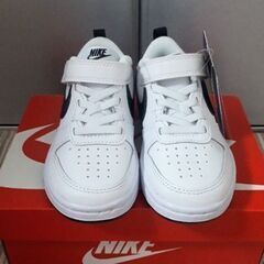 【取引中】〈新品・未使用〉NIKE スニーカー 16.5cm