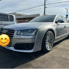 アウディA8  3.0TFSIクワトロ4WD