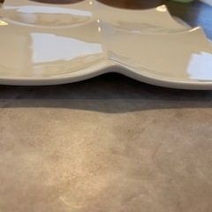 お皿　プレートの画像