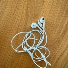 Apple 純正　イヤフォン　　有線