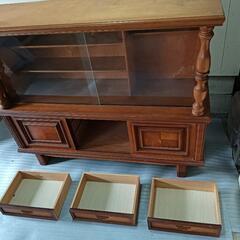 高級品　引出し　キャビネットの画像