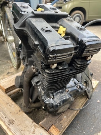 スズキカタナ400エンジンパーツ取りに