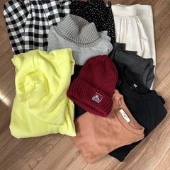 洋服まとめ売りスカートもあり