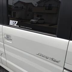 車ステッカー貼り致します。 − 千葉県