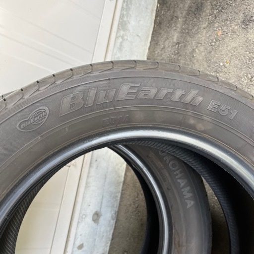車のパーツ タイヤ、ホイール