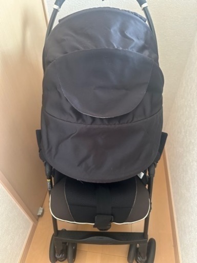 コンビベビーカーメチャカルハンディオート4キャス