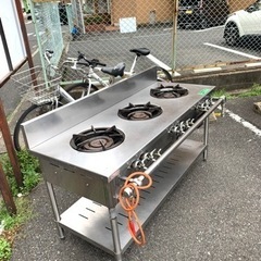 配送可能　保証付き 　値下げた金額　LPガス用 J-TGT-150-3 タニコー コンロ 3口テーブルの画像