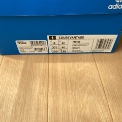 【新品未使用】adidas厚底スニーカー　コートバンテージ　FZ5600の画像