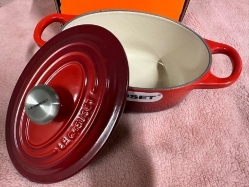 LE CREUSET 　ルクルーゼココット17cmチェリーレッド
