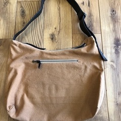 ショルダーバッグ（tobiuo）の画像