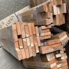 DIY杉足場古材、細長20〜30本（40cm前後）の画像