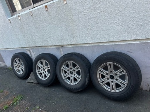 ハイエース　アルミ　15インチ