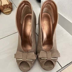 深めサンダル風ショートブーツ