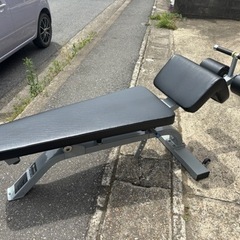 アジャスタベンチ