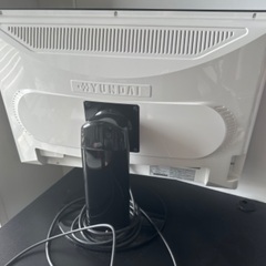 ヒュンダイのモニターお譲りしますの画像