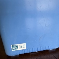 クーラーボックスの画像