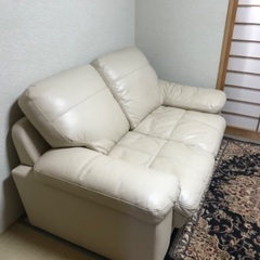ソファーの画像