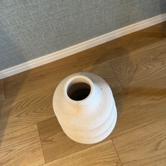 花瓶　韓国風の画像