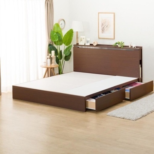 ベッドフレーム　クイーンサイズ　引き出し付き　コンセント2口