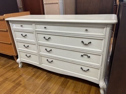 1時間の無料軽トラック貸出サービス！北欧風4段チェストのご紹介！