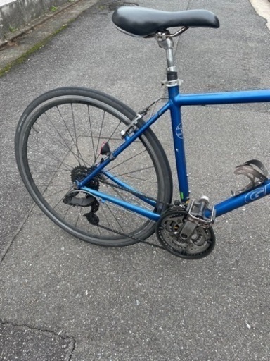【確定】自転車 クロスバイク　GIANT ESCAPE3  