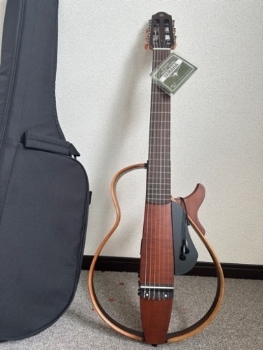 SLG200Nギター　ヤマハ　YAMAHA